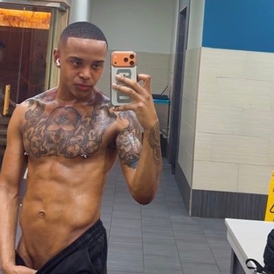 panty_stroker's profile picture. NSFW 😍 Dm for Collabs. (Willing to Travel) ! 🔥Bisexual 🏳️‍🌈 ♎️ 25 ❤️