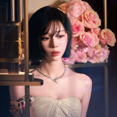 zx_Cristell's profile picture. ‣ Imma get it

Done~      ⤵     

                                                          Full shot pull it up ❝Armageddon❞