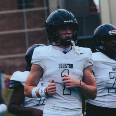 ConnorB0513's profile picture. C/O 2028 | LB/WR | Houston High School, Germantown, TN | GPA 3.28 | National Playmakers Academy | All Region 1st Team Defense | Height 6’1.25” Weight 190