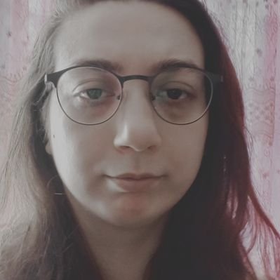 RavenHande's profile picture. Beni özel yapan şey başkaları gibi değil; kendim gibi olmam. Bu zamanda insanın kendi olabilmesi bir nimet. İnstg: hande_fitz