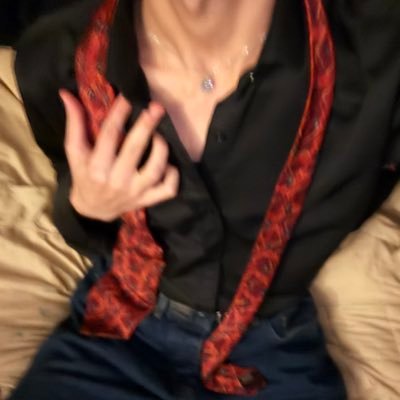 foruxa's profile picture. والله ما ادري