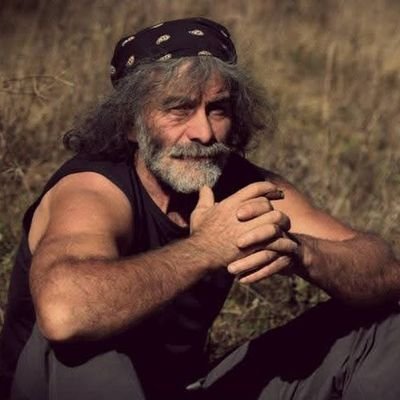 CoronaMauro's profile picture. Scrittore, scultore, alpinista e montanaro
| https://t.co/zCG11p30pN | ogni martedì su Rete4 alle 21:25