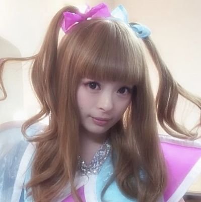 Manuuuhy_'s profile picture. ᡣ𐭩