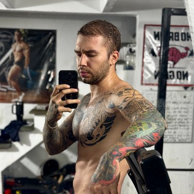 brianevansx's profile picture. I am a blonde and athletic tattooed boy 😈 that fuck the most beautiful girls 💎😋 Telegram free and Premium VIP page