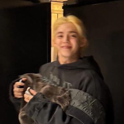 10009925s's profile picture. #승승