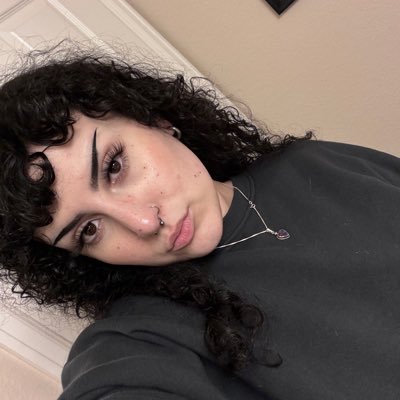 loveis0nlyafeel's profile picture. lol 27