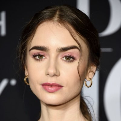 raycpyar's profile picture. Apenas uma camponesa