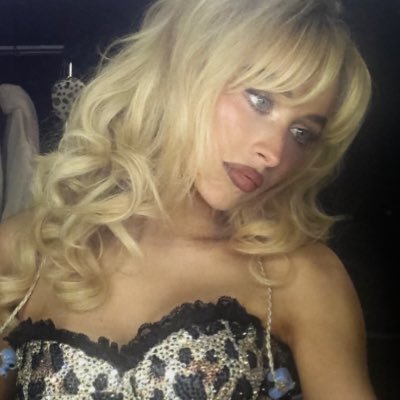 emailswillpower's profile picture. 