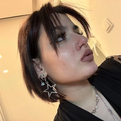 fil0zofiram's profile picture. dobar dan,dobri dobri ljudi♡