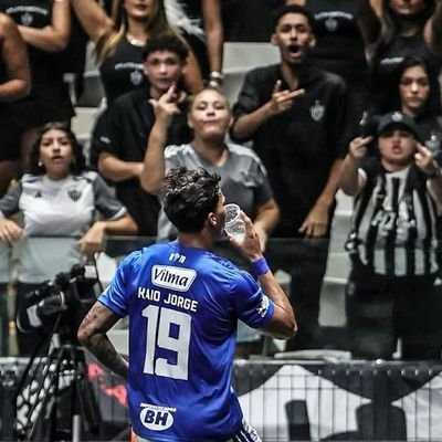 x10pedrinho's profile picture. Sempre @Cruzeiro 💙 
Chupa Frangas PNCF ☝️🤚
