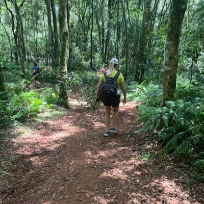 ahxubiru's profile picture. https://t.co/GCK6Nvq8fa.autista.professora.maedegato