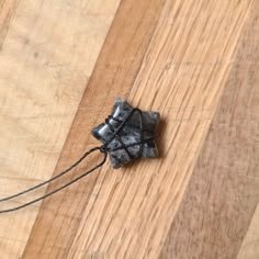 Ellieator_'s profile picture. Overthinking everything since day one.