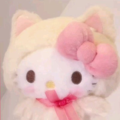 Joyismilly's profile picture. ˚ ༘♡ ⋆｡˚