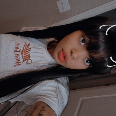 ifayemiiii's profile picture. Geriatric emo thug 🤙🏽 - I get down with the gays, theys and whatnots. #AdultsOnly 🔞 #BlackAsHELL 🧜🏾‍♀️