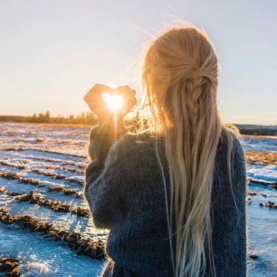 Marshmallocnvc's profile picture. Radiate elegance from the inside out, letting your light shine far and wide ♥️🇺🇸