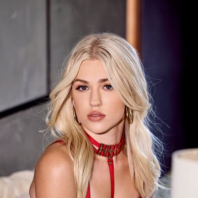 GoonerGal99's profile picture. She/They, Sissy 🏳️‍⚧️🏳️‍🌈