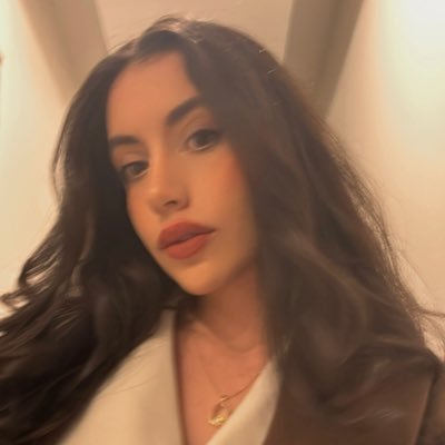 florcovarru's profile picture. Pro todos los derechos | La ternura es revolucionaria y radical 💓 | R2 de curar ojitos 👁️