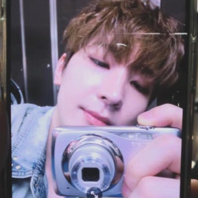 ashkwon96's profile picture. 