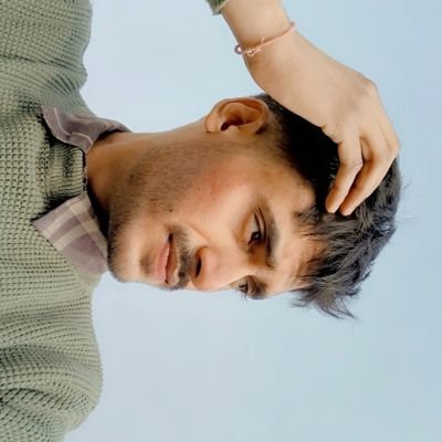 vishal28440927's profile picture. all these gliters are not gold ✨️

instagram :-https://t.co/EyCQlhiSya