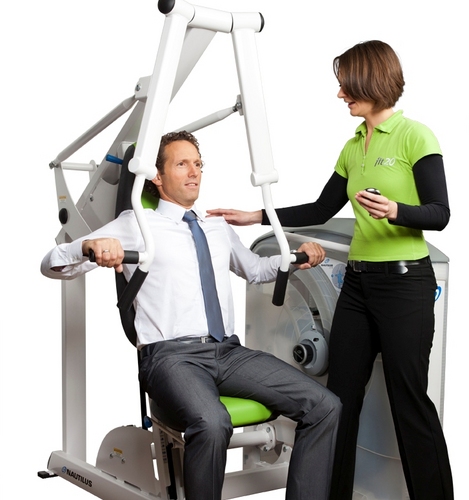 Studio eigenaresse fit20 Apeldoorn, personal trainster, fit in 20 minuten per week 055 8200216