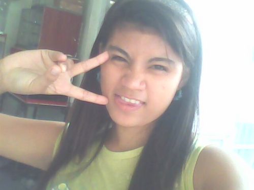 Malou | 17 years old | sweet, kind, friendly | pls follow me...