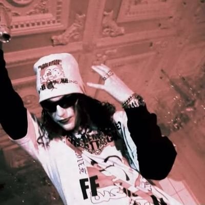 agrummgit's profile picture. i love music and games