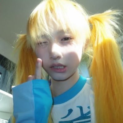 tonnyddonny's profile picture. ⸜̑⸝͂˖໋⸰₍⸝⸝•ᢦ- ₎⸝⸝ި ʕᦏ´- #앤톤