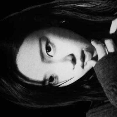 jouvvana's profile picture. an amateur writer, very slow update. sedang skripsian (re: stres)