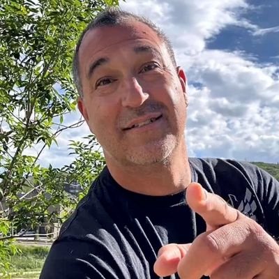 EricSwanso11794's profile picture. 