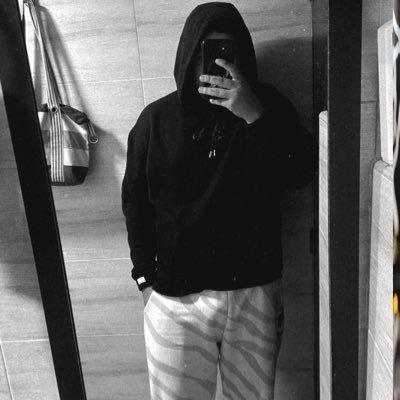 Elketa_tua's profile picture. aveces uno cree que tin pero es tan asi que sobre parchese