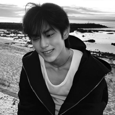 ketavwa's profile picture. cyber - i was born standing up