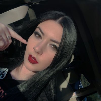 kaitlin_thayer's profile picture. 