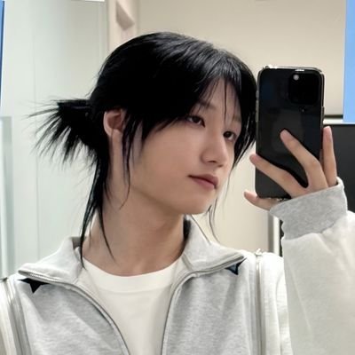 roseoutofice's profile picture. p1h, atz, skz ♡ | saw piwon 22/01/26!! | saw skz 30/07/25 | pinkgi #1 fan