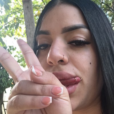 barbieezule2305's profile picture. https://t.co/l3KeU7ASHo 🙈😈