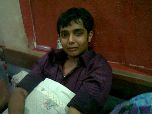 vj0693's profile picture. Anyone Intrested in Gifting an I-Pad , I Am Here 24*7