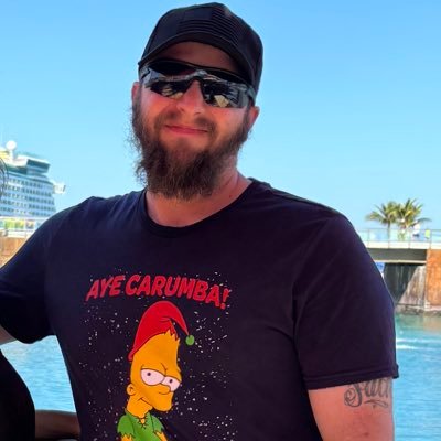 macklacade's profile picture. dedicated islander fan. post dynasty baby. saskatchewan, canada.