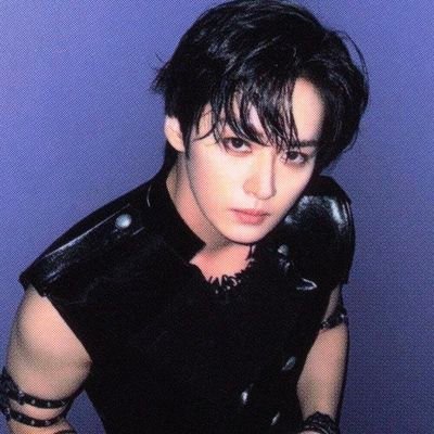 Mitscnic_8's profile picture. If your dream is to save the common people, then my dream is 𝘖𝘯𝘭𝘺 𝘺𝘰𝘶. ㅤㅤㅤㅤ. .  ꒰ ͜͠࿚𖦥࿙͜͠ ꒱