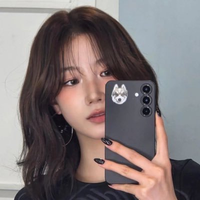 piinkhoodie's profile picture. i don’t like cherry coke