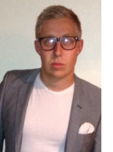 Senior Appointments in Marketing / Media sector / In Love with Arsenal / Cheesecake / Gym / Enjoy the odd Beer too!!