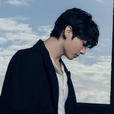 kimlv4hsk's profile picture. ♡: @thvjxss; @itsthvsgirl.