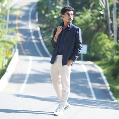 Emiso69's profile picture. พื้นที่ส่วนตัว Dark คุยได้ ขอมิตรที่ดี 😀 ขอคุยกับคนที่ส่งรูปตัวเองได้ ไม่อยากคุยกับ อวตาร ผมไม่ใช่เผ่านาวี 😅😅#ชอบผญ