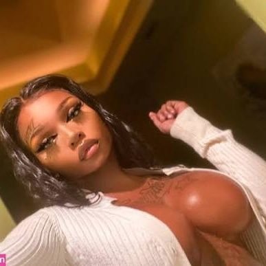 1opzx's profile picture. .