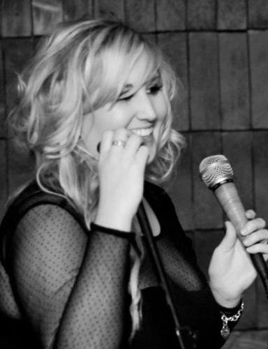 KateOlohan's profile picture. 