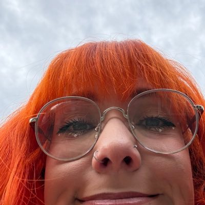 emildweeb's profile picture. ˚୨୧⋆｡˚ ⋆ loud idiot | https://t.co/Y7Kb3cShbO | 💌 contact: infoforemildweeb@gmail.com