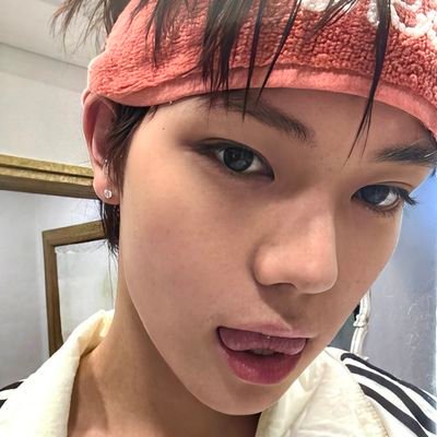 Citydejavu's profile picture. 🫧💜