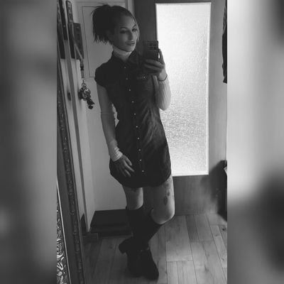 Coco_lores113's profile picture. Evolutionäre Katastrophe • Halt dein Wort oder dein Maul • Lvl 36 • glücklich vergeben