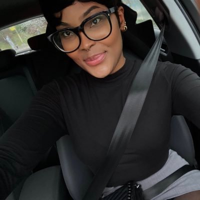 MynalMina's profile picture. |God First❤️| |I Speak my mind| |Not a political worker| | Music Lover| |Proudly Congolese| |Self respect first| |Share the hope and joy|