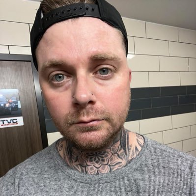 xJimbo2stepx's profile picture. rudimental demon. burrito enthusiast. been around the world and back 40 times. @vxmpir_.