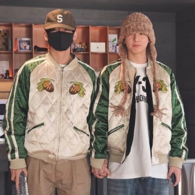 O7Constanza's profile picture. 나는 당신이 멀리 있다는 것을 알고 있지만, 나는 당신 이외의 다른 사람을 사랑하고 싶지 않기 때문에 여전히 당신을 기다리고 있습니다