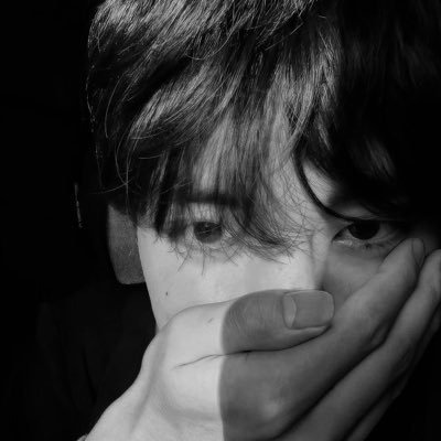 seokkgel's profile picture. STREAM AND VOTE FOR BTS ‼️‼️‼️